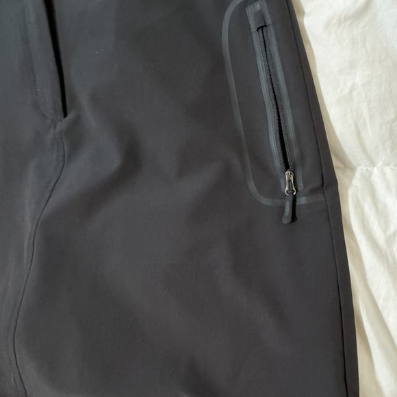 Annika Cutter and Buck Skort Adult 6 Zipper Pockets Solid Black Womens - Picture 4 of 11